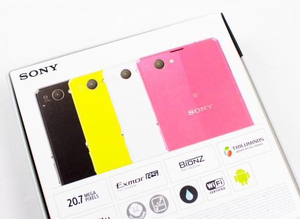 02-sony-xperia-z1-compact-unboxing-03.jpg