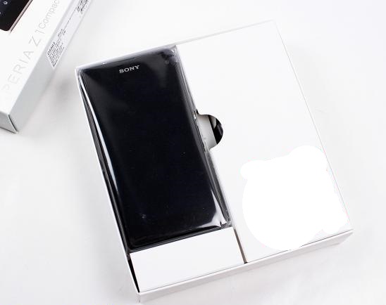 08-sony-xperia-z1-compact-unboxing-06.jpg