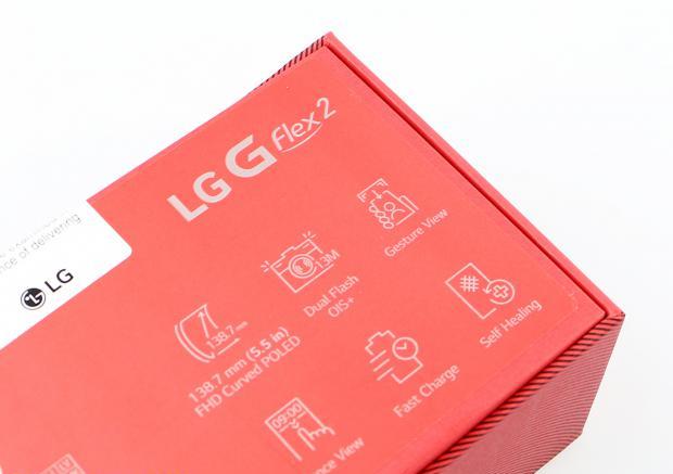 21-lg-g-flex-2-unboxing-03.jpg