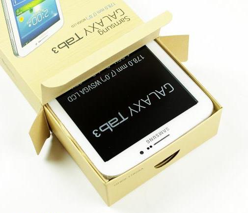 32-samsung-galaxy-tab-3-7.0-unboxing-04.jpg