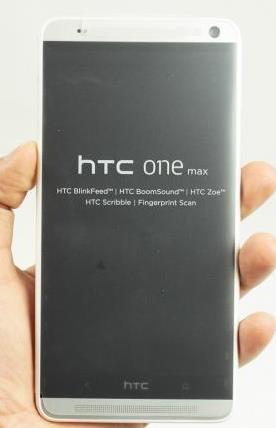 81-htc-one-max-unboxing-07.jpg