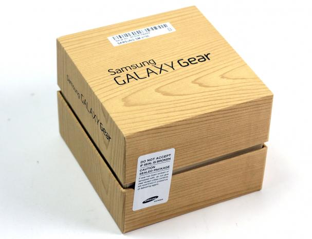 87-samsung-galaxy-gear-unboxing-1.jpg