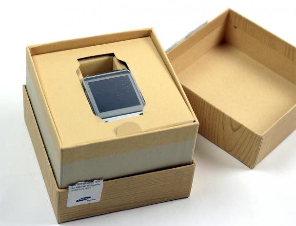 89-samsung-galaxy-gear-unboxing-2.jpg