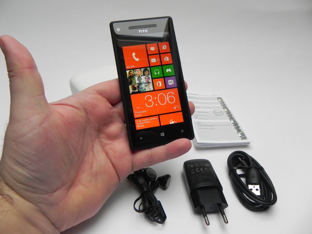 htc-windows-phone-8x-review-gsmdome-com-05.jpg