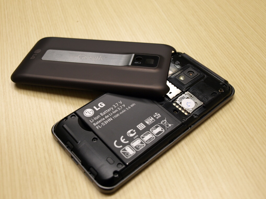 lg-optimus-2x-star-nvidia-tegra-2-dual-core-hands-on-review-15dtytr.jpg