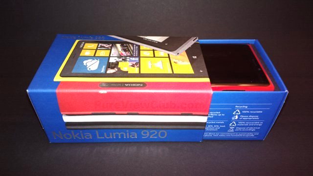 nokia-lumia-920-red-2.jpg