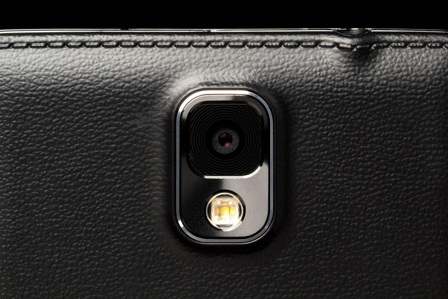 samsung-galaxy-note-3-rear-camera-macro.jpg