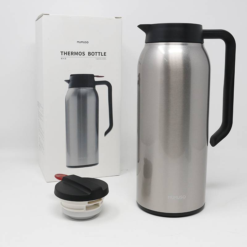 Thermos Bottle Gold Price in Pakistan.....................