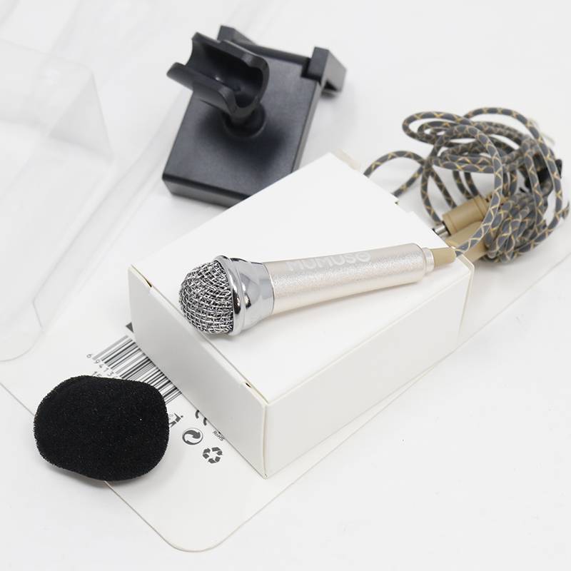 Microphone -