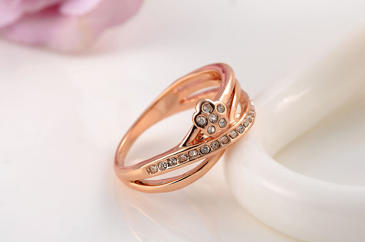 Flower Ring 18k Gold Plated - ri-9811 - homeshopping.pk