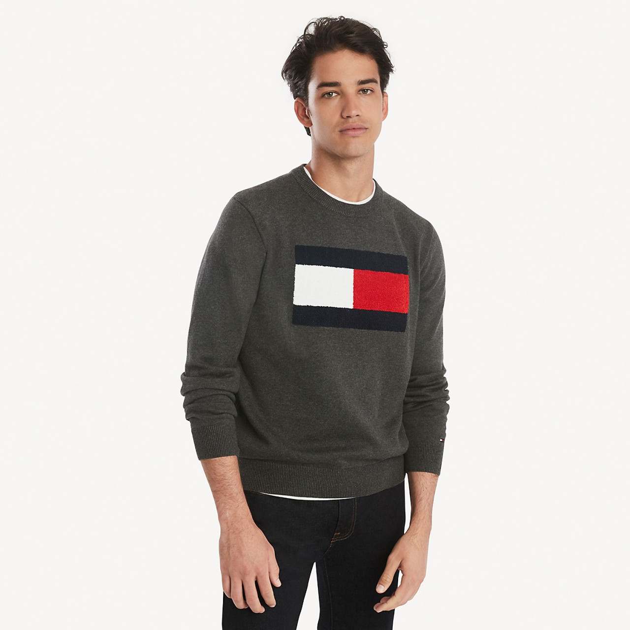 tommy hilfiger essential flag sweatshirt
